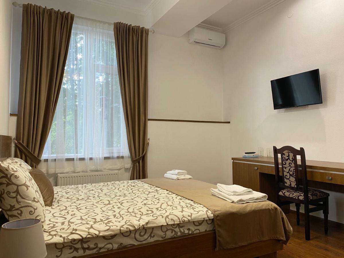 Grand Hotel Mohyliv-Podilskyi Εξωτερικό φωτογραφία